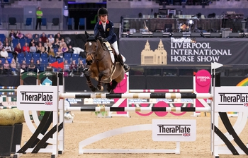 TheraPlateUK Liverpool International Horse Show 2018 - Congratulations to Shaunie Greig & Casino Royale VIII taking 4th. TheraPlateUK Liverpool International Horse Show 2018 - Congratulations to Shaunie Greig & Casino Royale VIII taking 4th.